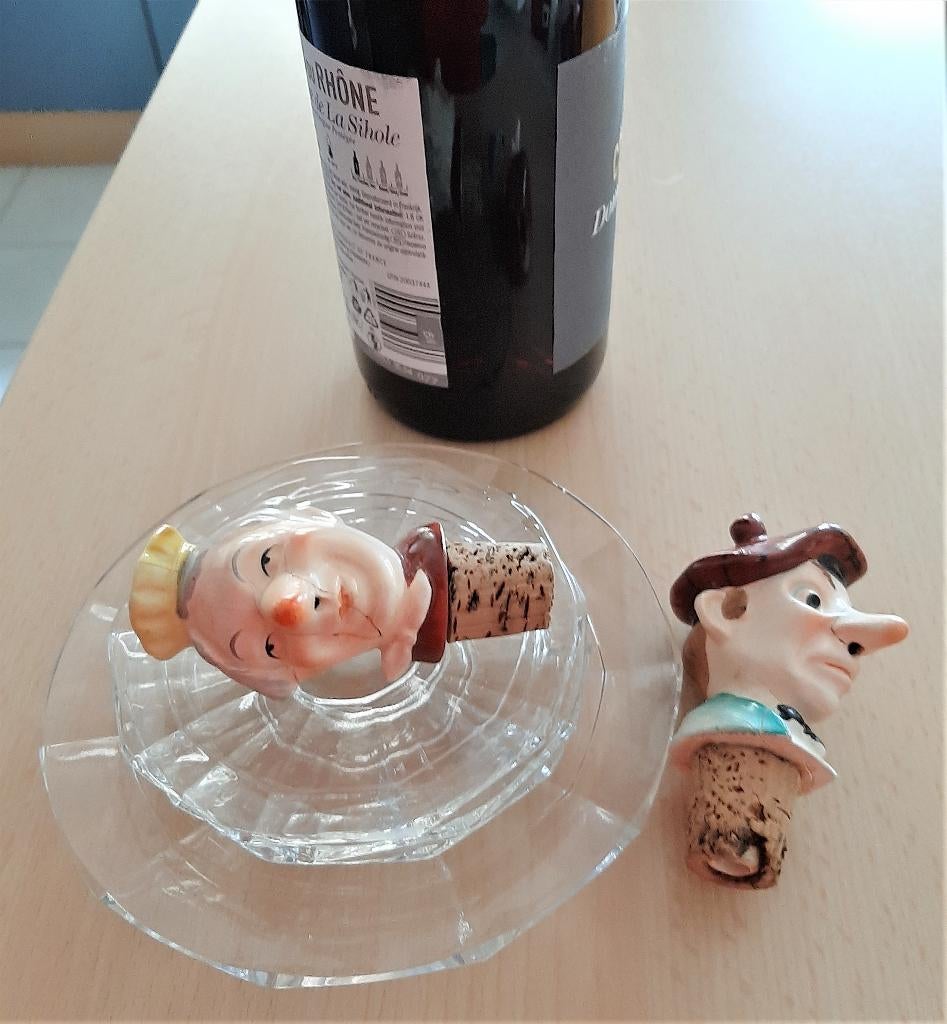 Te koop:4 Glazen geslepen onderzettertjes voor glas en fles., Antiek en Kunst, Curiosa en Brocante, Ophalen