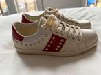 Sneakers Guess Raelin à 2 clous rouge/blanc - taille 38, Enlèvement ou Envoi, Autres couleurs, Sneakers et Baskets, Comme neuf