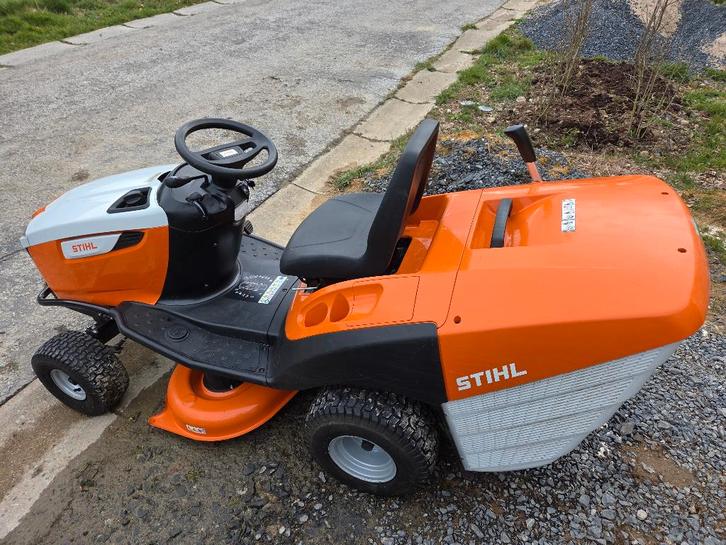 Tondeuse Stihl RT 5097, Tuin en Terras, Zitmaaiers, Gebruikt, 90 tot 120 cm, Elektrische starter, Mulchfunctie, Opvangbak, Versnellingen
