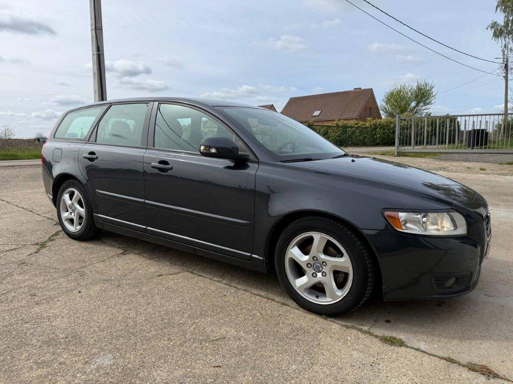 Volvo V50, 1.6 diesel Euro 5, Keuring vvk,, Auto's, Voorwielaandrijving, Euro 5, Zwart, 4 cilinders