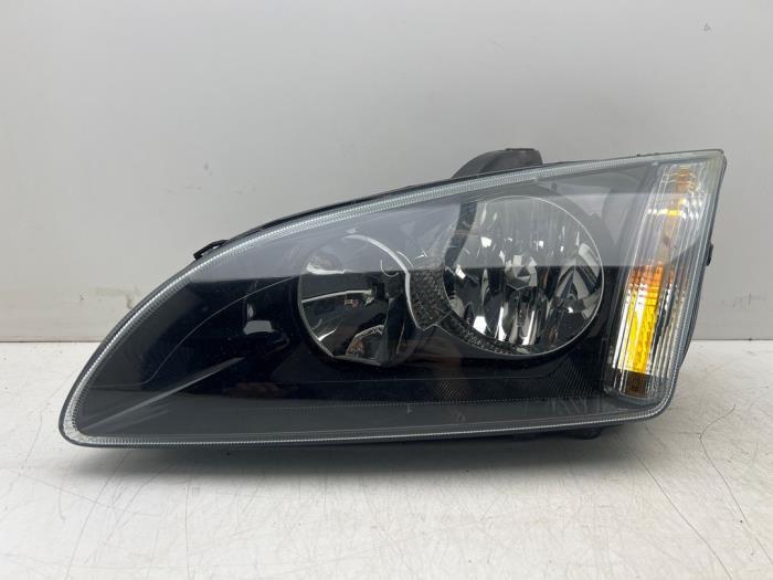 Phare gauche d'un Ford Focus, -, 3 mois de garantie, -, -
