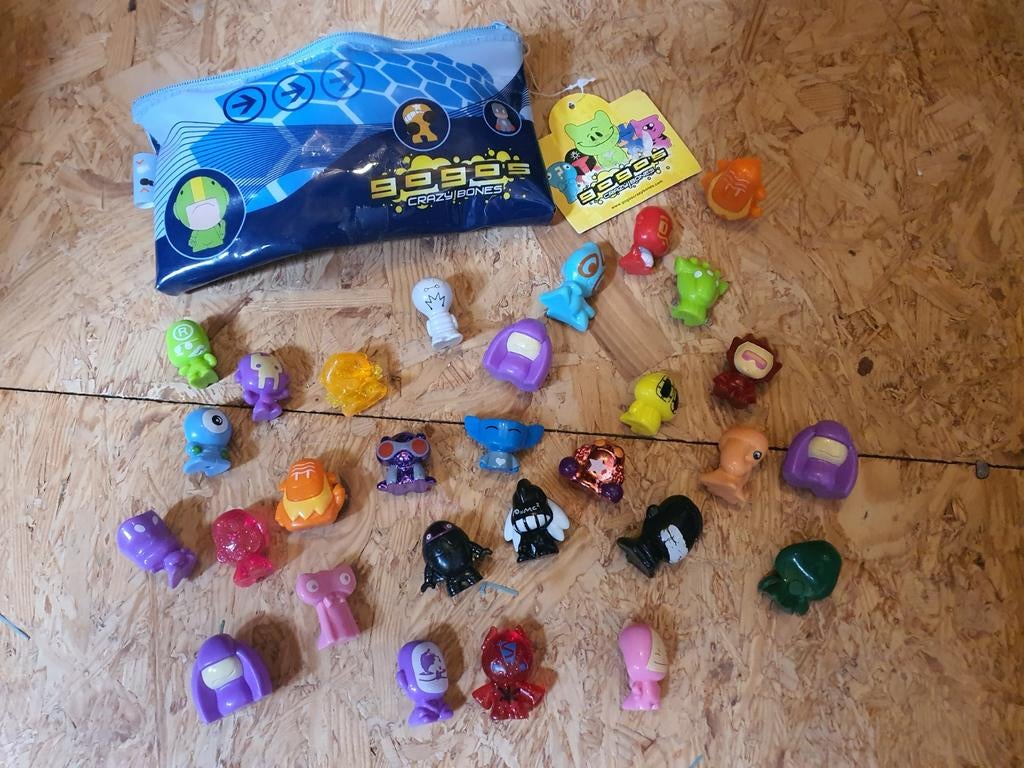 Collectie gogos, Collections, Jouets miniatures, Enlèvement