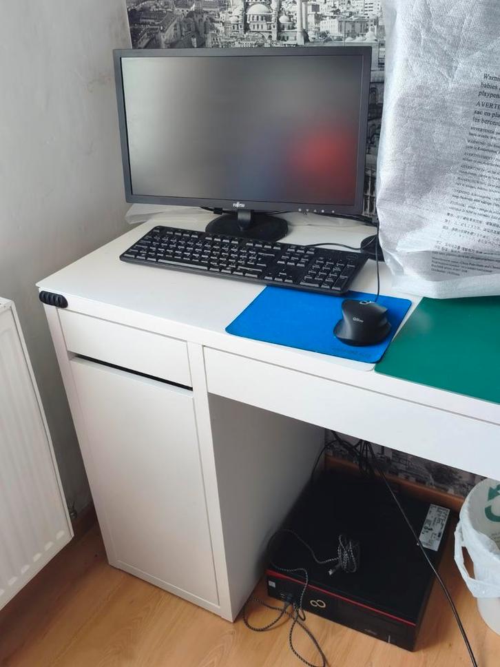 Fujitsu Desktop PC te koop – Werkt perfect!, Computers en Software, Windows Laptops, Zo goed als nieuw, HDD, SSD, Ophalen