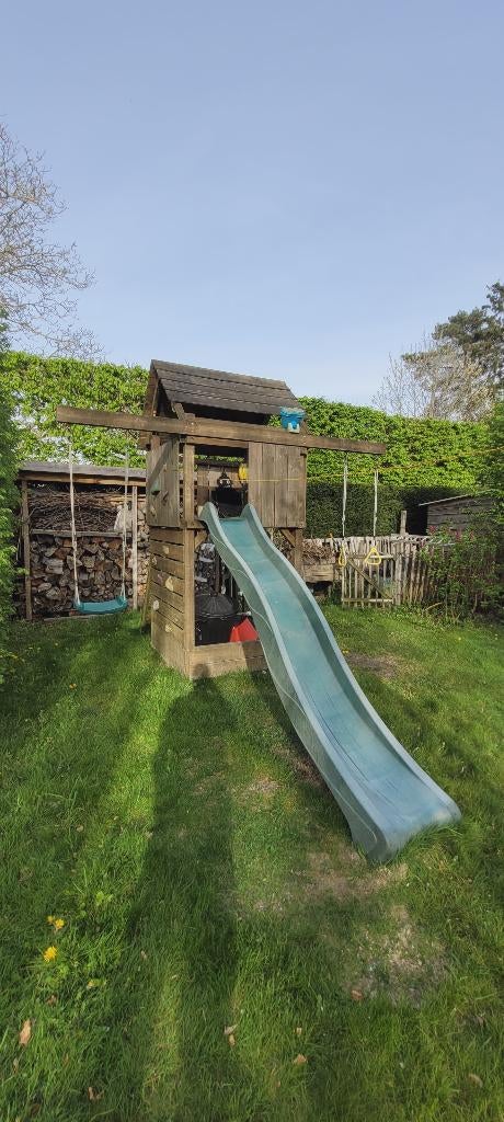 Speeltuin met glijbaan, schommel en klimmuur, Ophalen, Gebruikt, Schommel