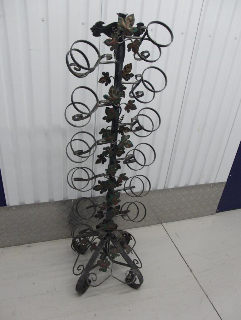 Flessenrek gietijzer, Ophalen, Zo goed als nieuw