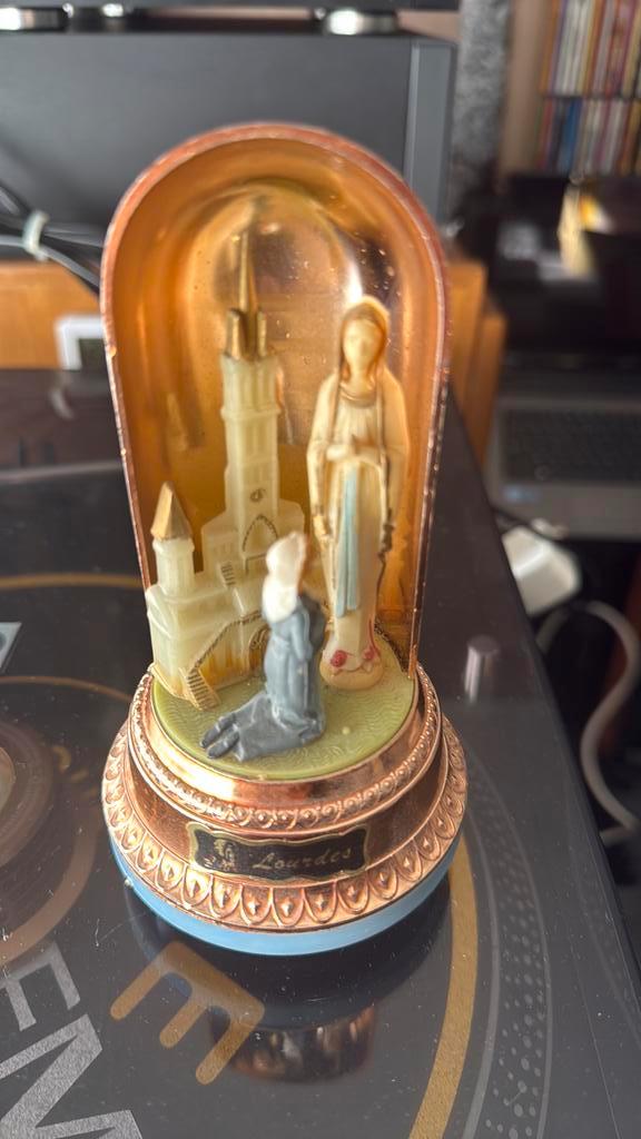 Vintage muziekdoosje, Antiquités & Art, Antiquités | Objets religieux, Enlèvement