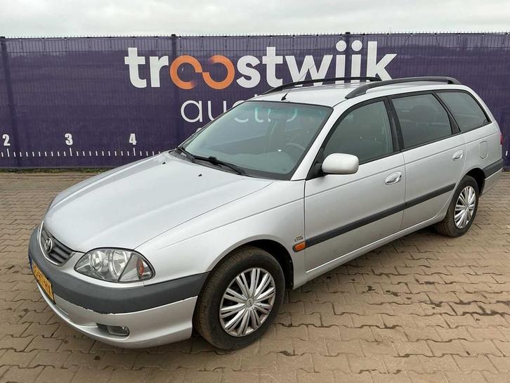 2001 - Toyota - Avensis Break - 2.0-16V Linea Sol - Voiture, Autos, Toyota, Entreprise, Avensis, Essence, Euro 3, Break, Occasion