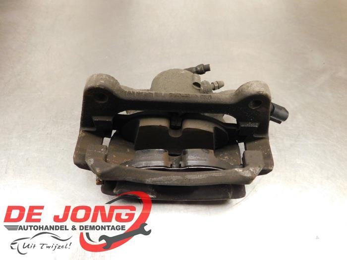 Etrier de frein (pince) avant droit d'un Volkswagen Golf, Volkswagen, -, 3 mois de garantie, Utilisé