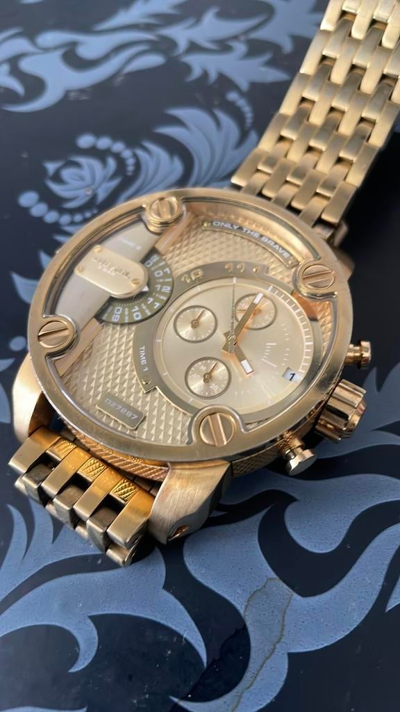 Te koop Goudkleurige heren horloge "DIESEL", Staal, Staal, Polshorloge, Zo goed als nieuw