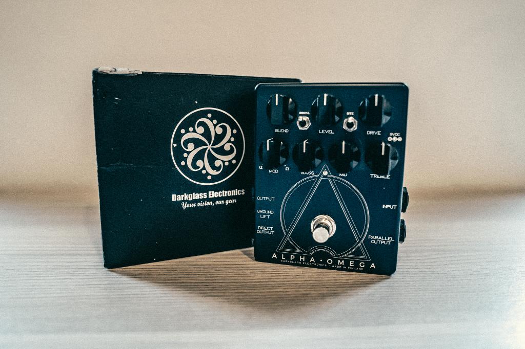 Darkglass Alpha Omega, Enlèvement ou Envoi, Comme neuf, Distortion, Overdrive ou Fuzz