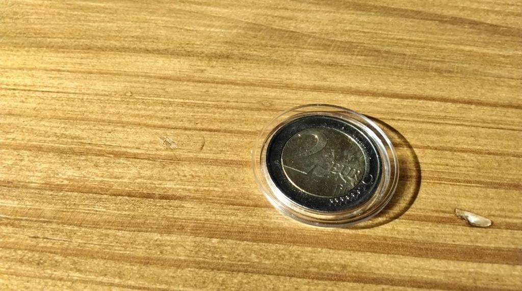 Nederland 2euro herdenkingsmunt, Ophalen