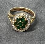 Gouden dames ring met diamanten en smaragd, Handtassen en Accessoires, Ringen, Ophalen, Zo goed als nieuw, Met edelsteen, Dame