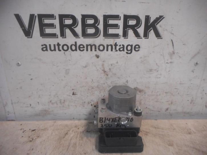 ABS POMP Opel Corsa E (01-2014/06-2019) (39049600), Auto-onderdelen, Overige Auto-onderdelen, Opel, Gebruikt
