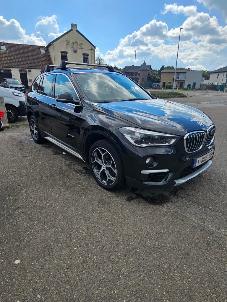 Te koop: BMW X1 sDrive 18d (2016), Autos, BMW, Achat, Entretenue par le concessionnaire, Noir, 5 portes