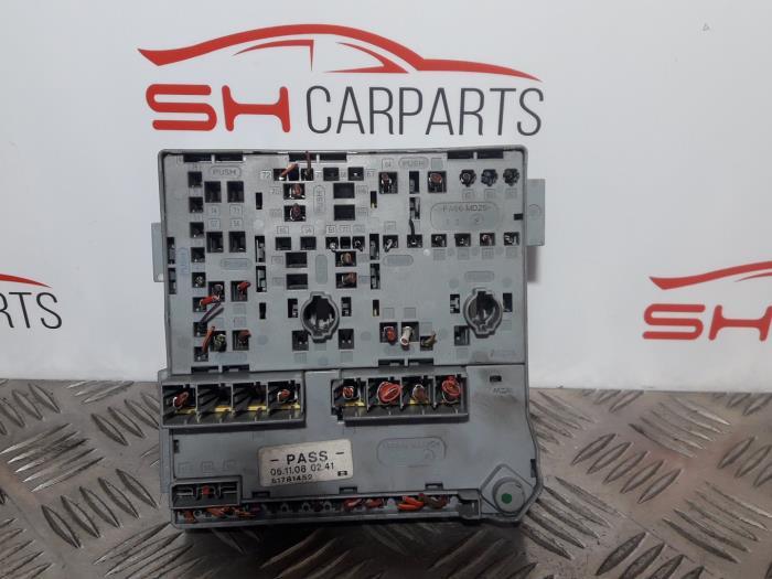 Boîte à fusibles d'un Ford KA, Autos : Pièces & Accessoires, -, -, -, Enlèvement ou Envoi