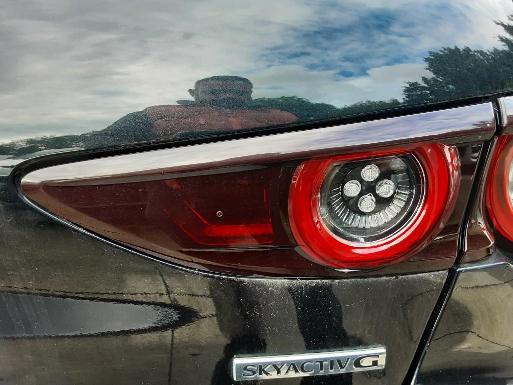 PANNEAU ARRIÈRE DROIT AVEC LAMPE Mazda 3 Sport (BP), Utilisé, Mazda