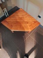 2 eiken bijzettafeltjes, Ophalen