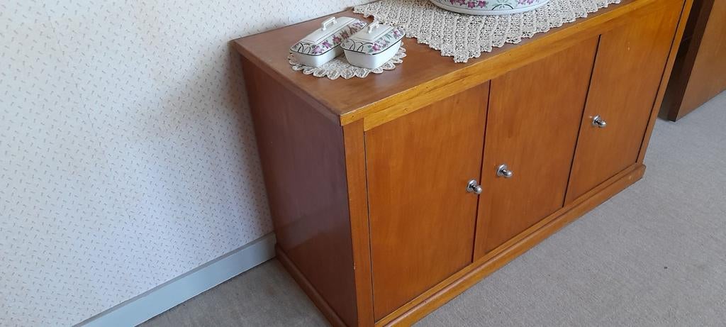 Retro dressoir, Ophalen