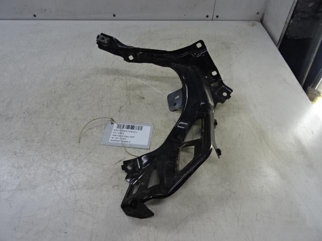 KOPLAMP HOUDER RECHTS Mini Mini (F56) (01-2013/10-2017), Auto-onderdelen, Verlichting, Gebruikt, Mevr. I. Hauben, Mini, Rue de l'Espoir 34 34
4030  GRIVEGNÉE, BE