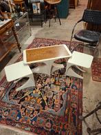 Space age bijzettafels, Ophalen