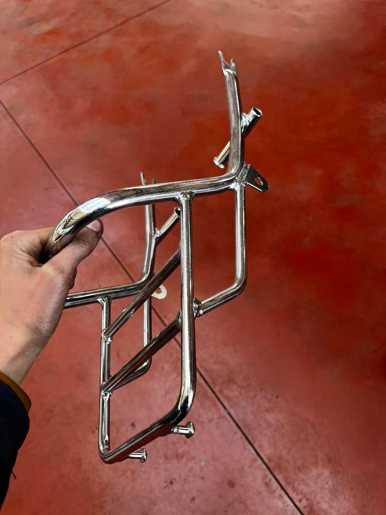 Porte-bagages Honda Dax, Enlèvement