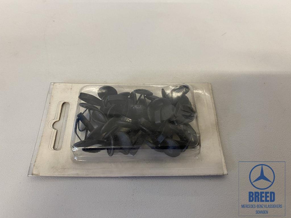 NOS 30x drukklem Mercedes-Benz R107 W108 W111 W113 W115 W116, Neuf, -, -, Enlèvement ou Envoi