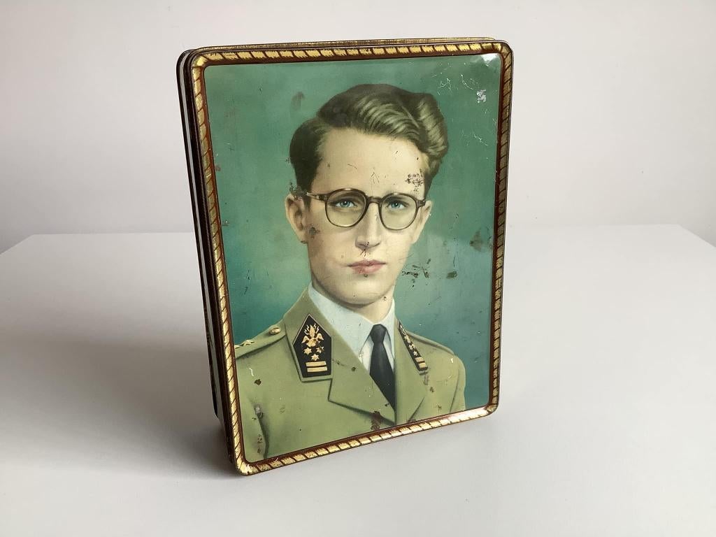 Belle vue sur la famille royale de Parein, Collections, Boîte en métal, Utilisé, Biscuits, Autres marques, Enlèvement ou Envoi