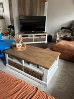 Tv kast en salontafel, Ophalen