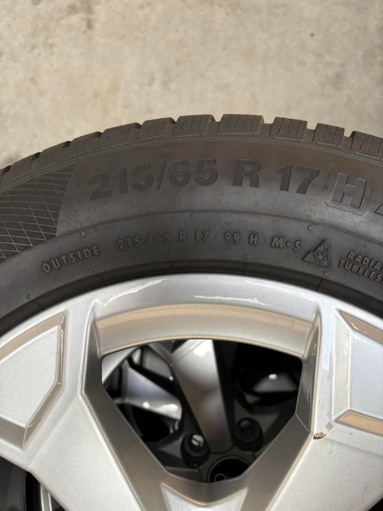 Audi Q3 winterset, Auto-onderdelen, Ophalen, 215 mm, Banden en Velgen, Nieuw