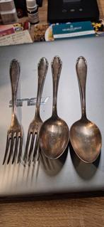 170 gr d argent 60 a saisir 2 cuillères a soupe et 2 four he, Antiquités & Art, Antiquités | Couverts, Enlèvement ou Envoi