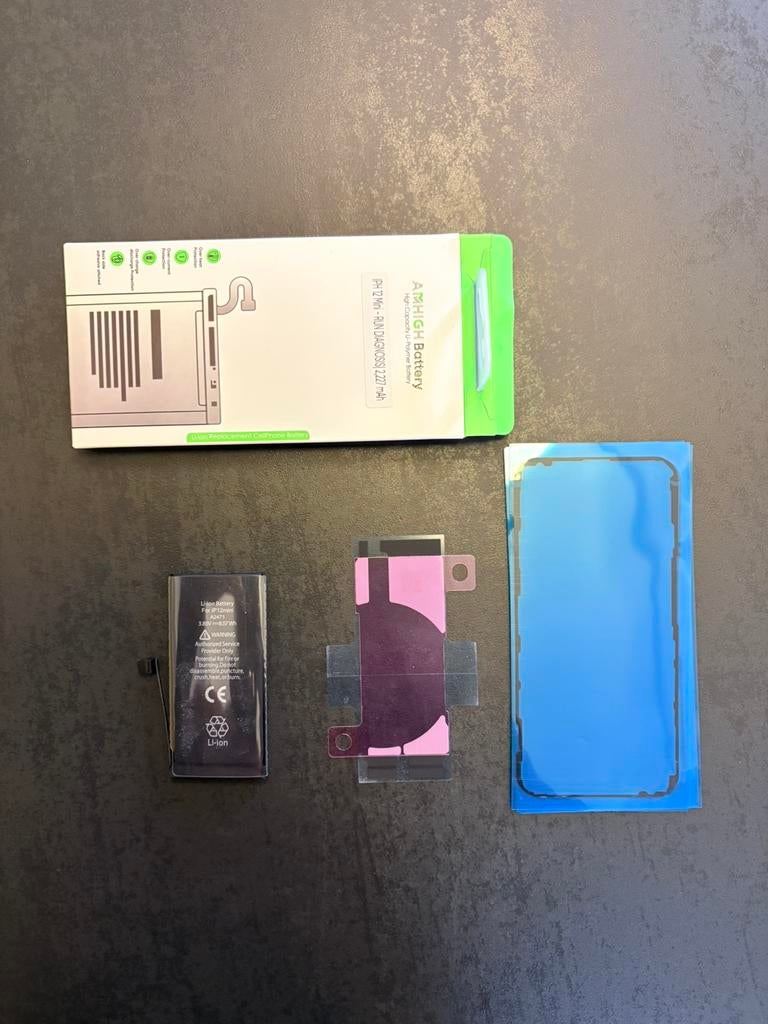 Batterie iphone 12 mini, Enlèvement ou Envoi, Comme neuf