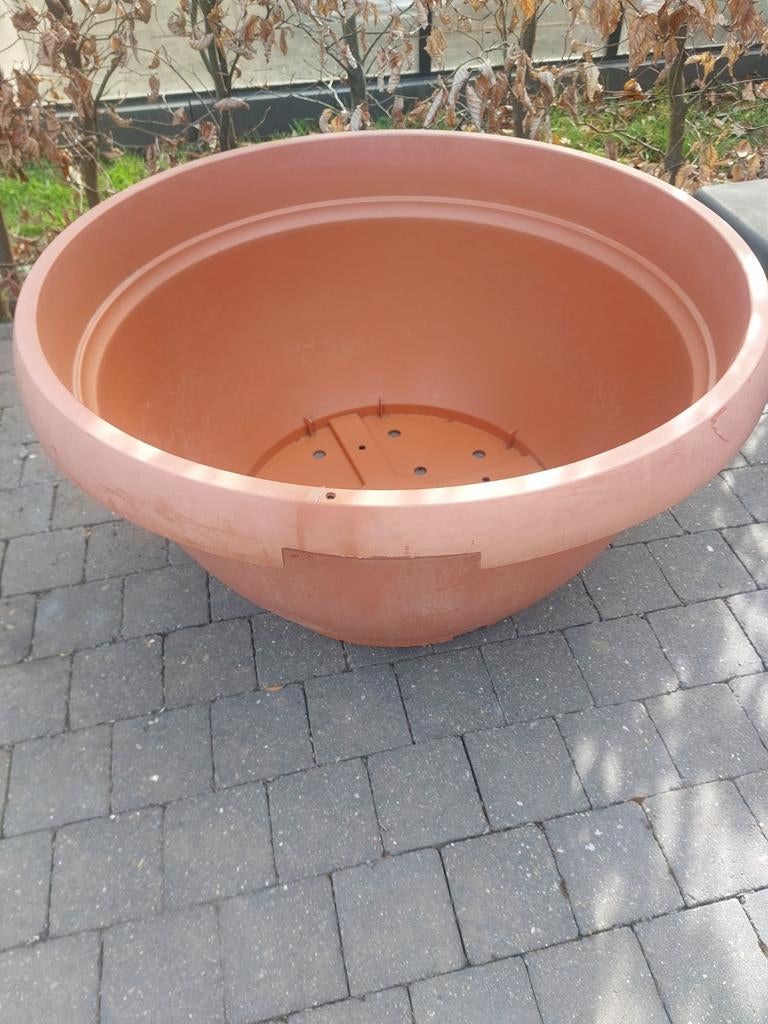 Vasque pot à  fleur ou autre en pvc, Jardin & Terrasse, Utilisé, Synthétique, Intérieur