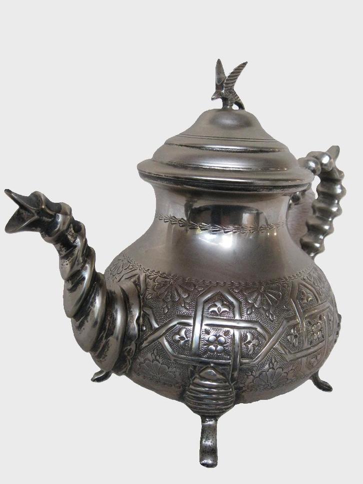 Aparte theepot vintage gezilverde teapot., Antiek en Kunst, Antiek | Keukengerei, Ophalen