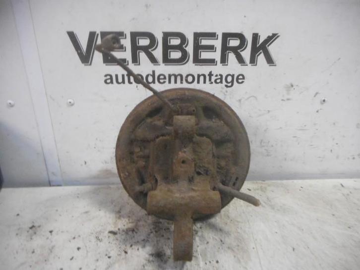 MOYEU DE ROUE ARRIÈRE GAUCHE Ford Escort 3 (GAA), Autos : Pièces & Accessoires, Freins & Transmission, Ford, Utilisé