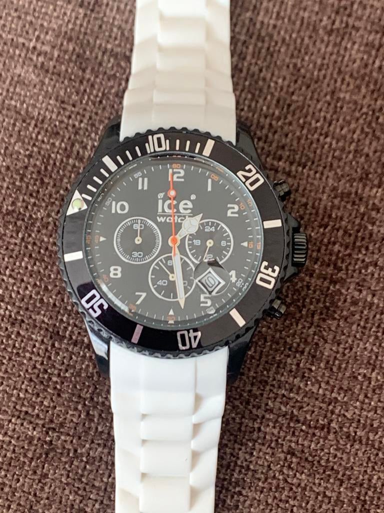 nieuwstaat ice watch black & white 40 €, Ophalen, Zo goed als nieuw