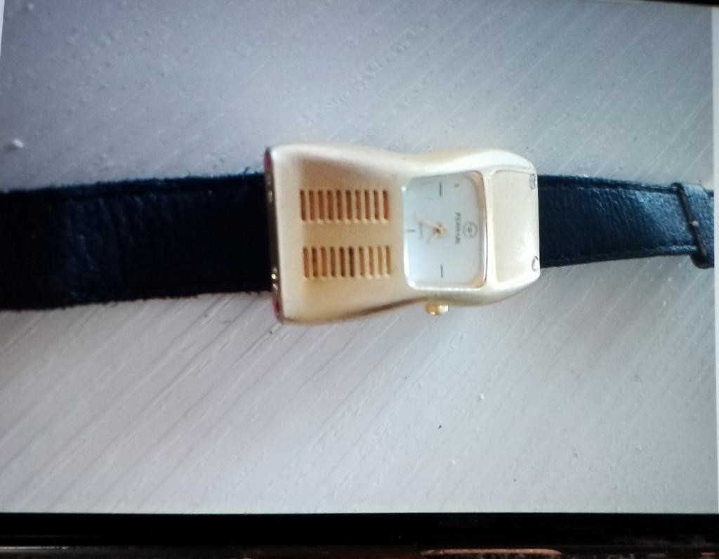 Horloge   Ferrari, Ophalen