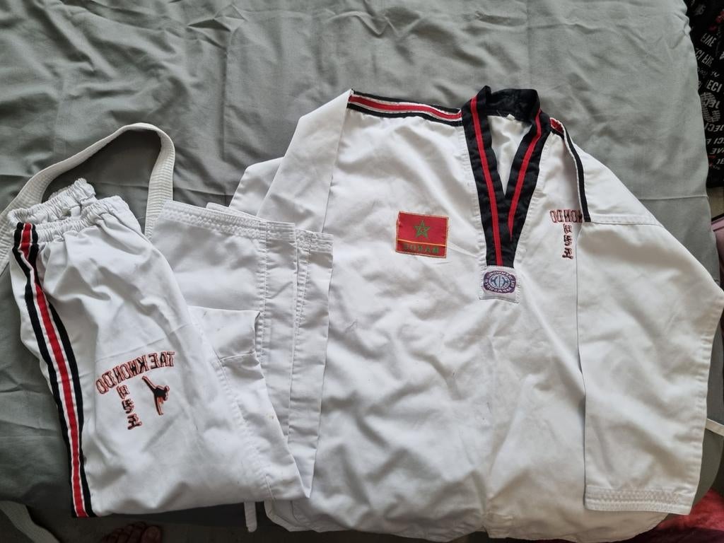 Taekwondo Kleding, Sport en Fitness, Vechtsporten en Zelfverdediging, Ophalen of Verzenden, Taekwondo
