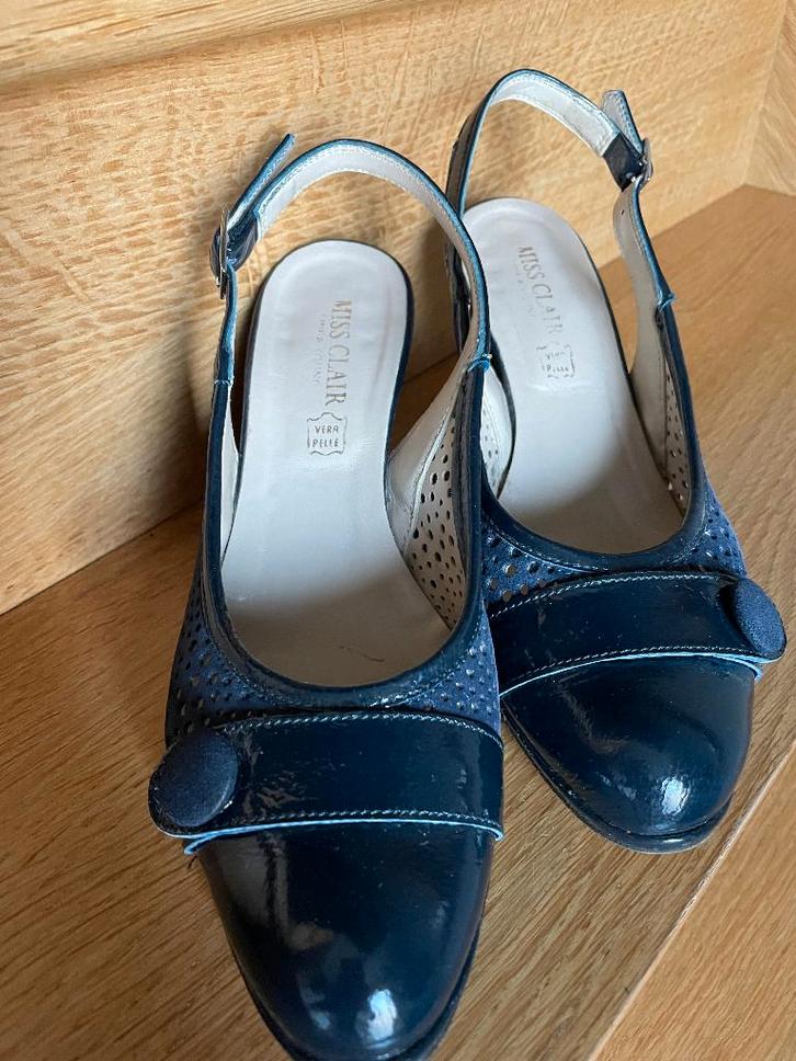 schoenen pumps Miss Clair - maat 38,5, Vêtements | Femmes, Chaussures, Comme neuf, Escarpins, Bleu, Envoi