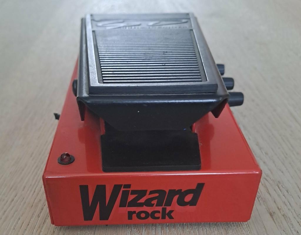 George Dennis GD100 Wizard Rock, Ophalen of Verzenden, Volume