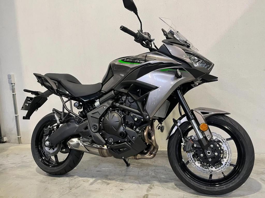 Kawasaki Versys 650 model 2026 nu op stock ! (bj 2026)