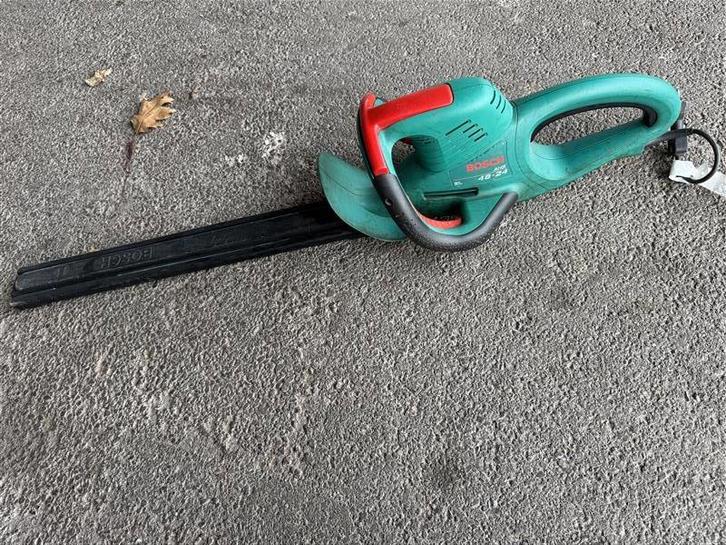 .3 taille-haies - Bosch et Metabo., Jardin & Terrasse, Taille-haies, Utilisé, Électrique, Enlèvement