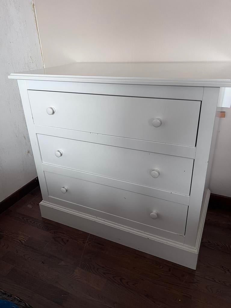 Commode et armoire blanches, Maison & Meubles, Chambre à coucher | Chambres à coucher complètes, Enlèvement, Utilisé