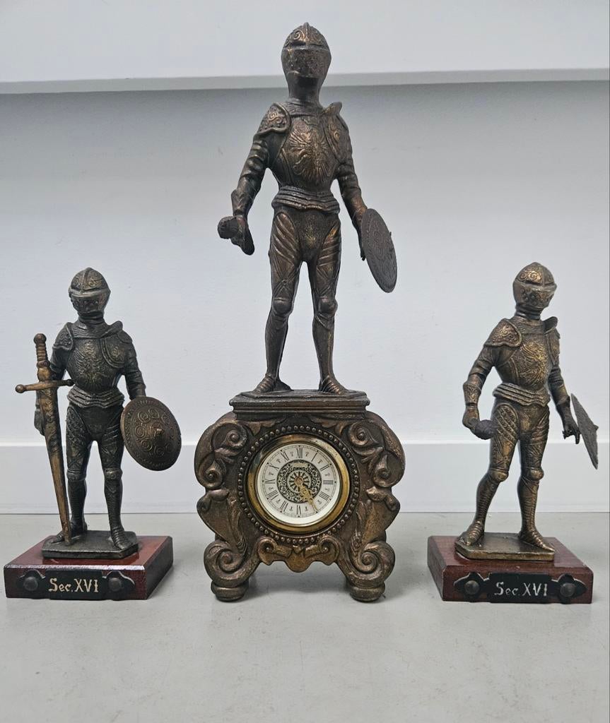 Mooie zware bronzen Ridderklok incl 2 bijbehorende Ridderbee, Ophalen of Verzenden