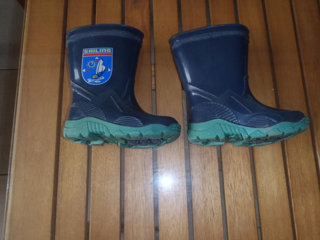 1 paire de bottes pointure 20, Enfants & Bébés, Vêtements enfant | Chaussures & Chaussettes, Enlèvement ou Envoi, Comme neuf, Bottes