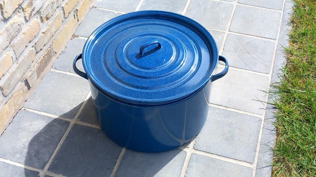 Geëmailleerde metalen pot, Ophalen, Gebruikt