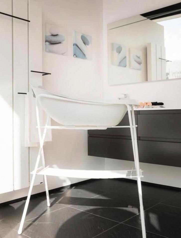 Baignoire bébé BO Jungle sur pied gris, Enfants & Bébés, Bains & Soins, Comme neuf, Baignoire, Autres marques, Standard, Enlèvement