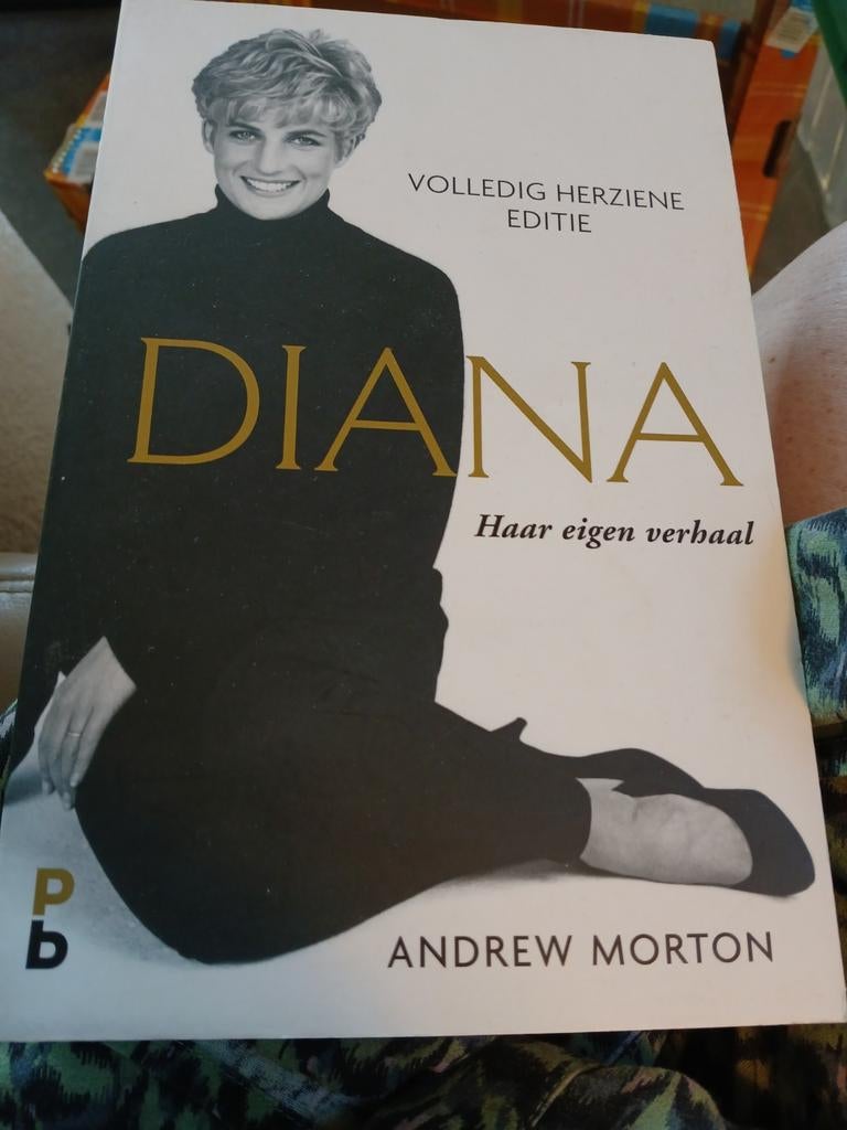 Diana,haar eigen verhaal. Auteur:Andrew Morton, Ophalen of Verzenden