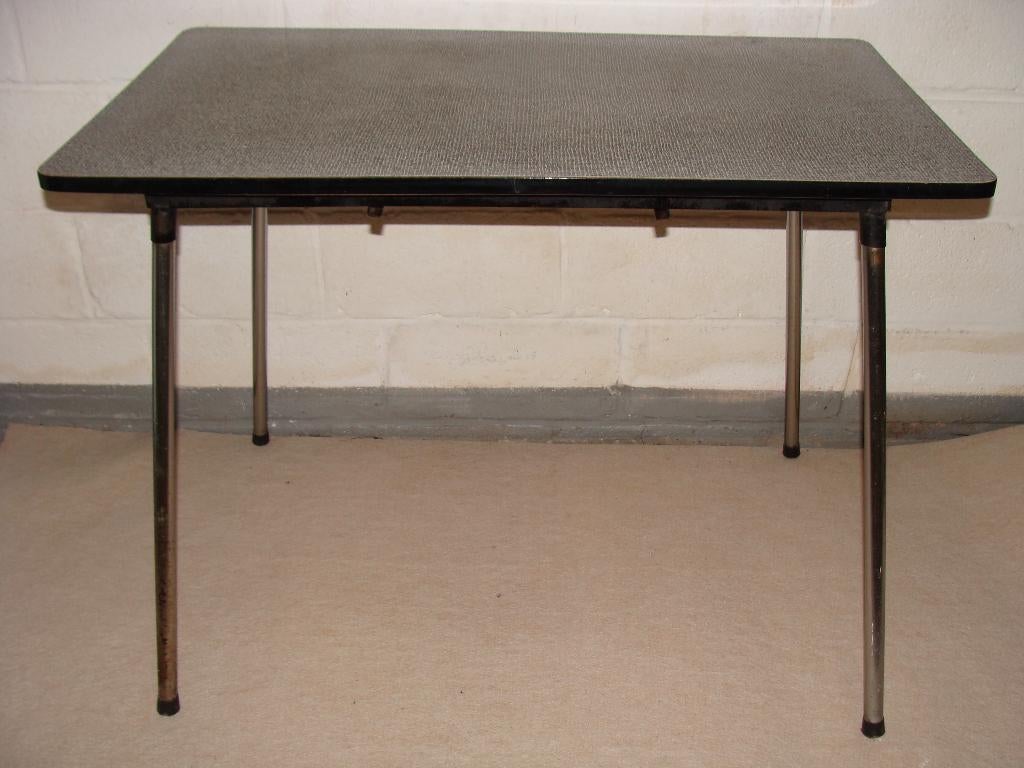 table en formica, chinée gris et noir, vintage, Enlèvement