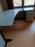 Hoekbureau met ladenkast, Ophalen