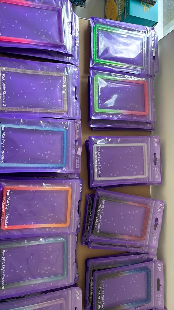 Allerlei soorten slab protectors, Hobby en Vrije tijd, Verzamelkaartspellen | Pokémon, Zo goed als nieuw, Overige typen, Ophalen of Verzenden